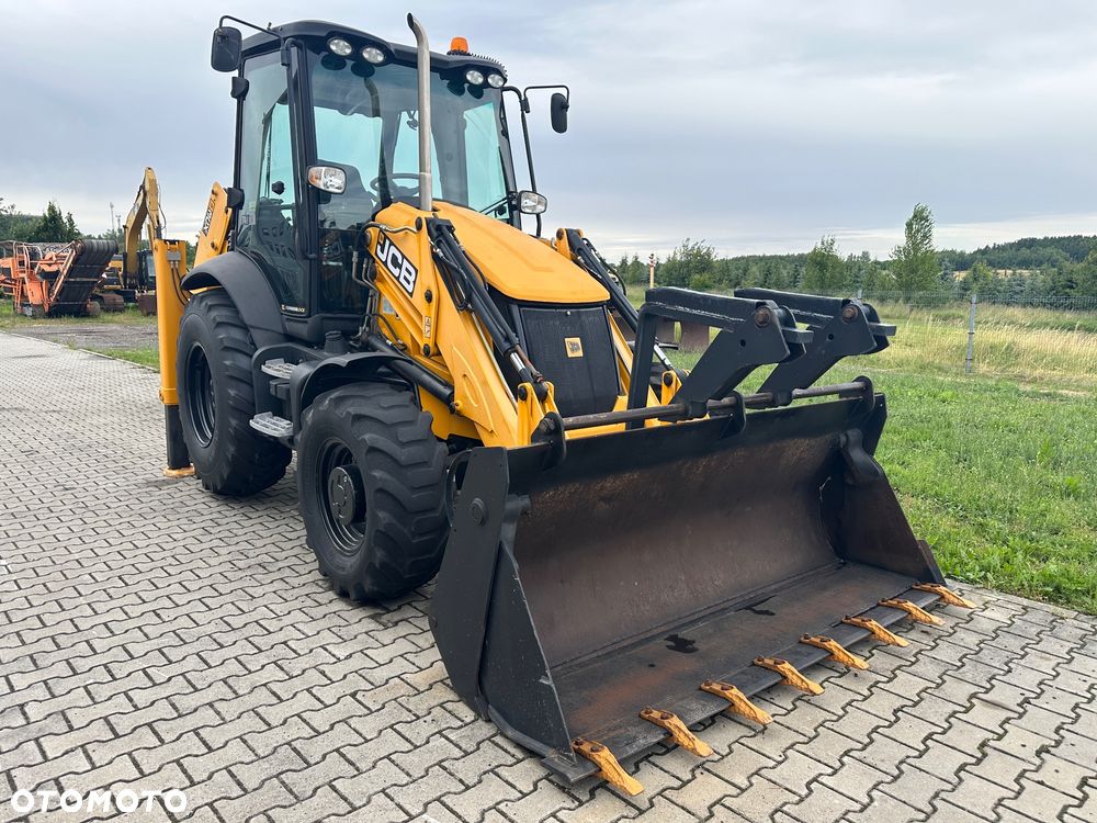 JCB 3CX Contractor - 1