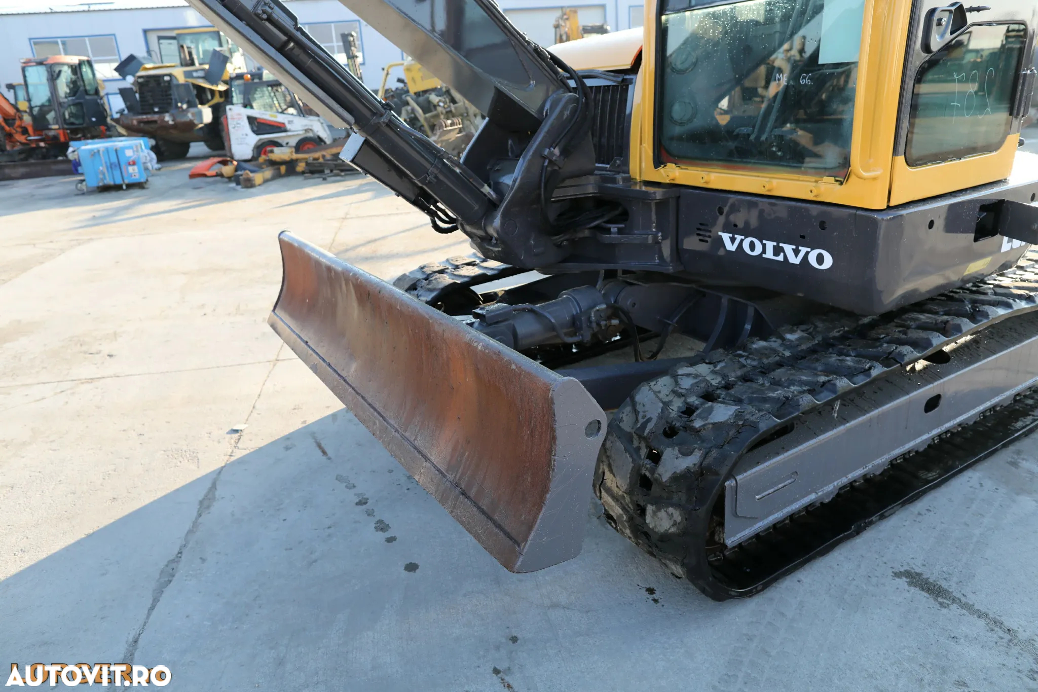 Volvo ECR 88 PLUS - 5