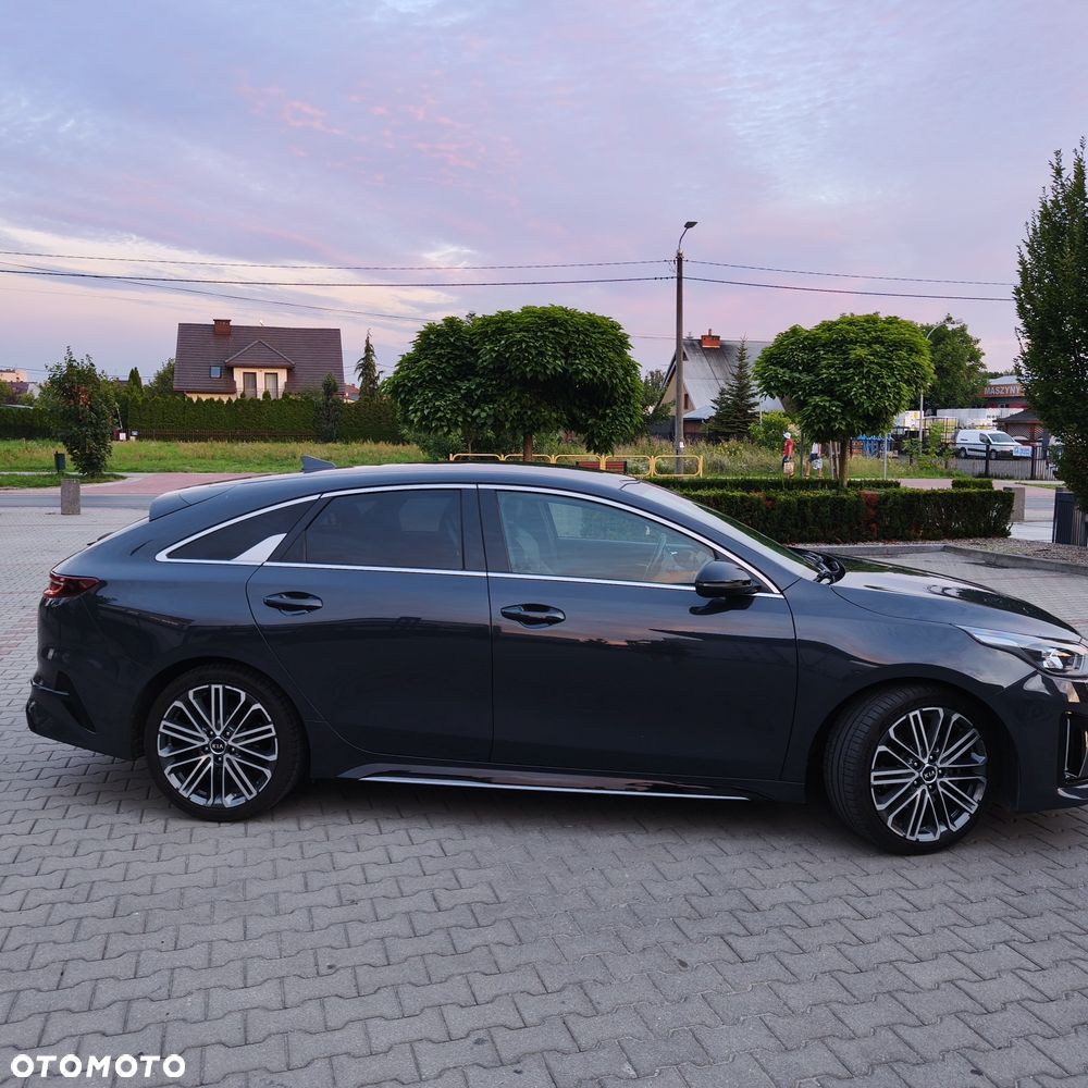 Kia ProCeed - 7