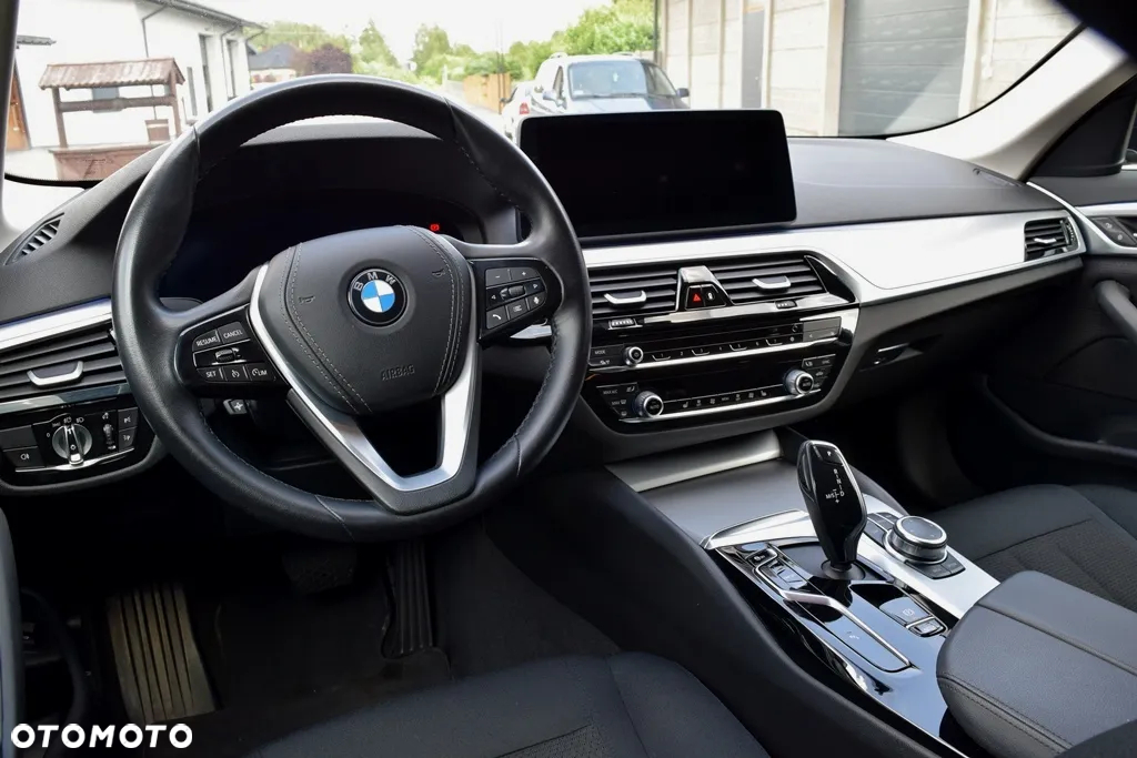BMW Seria 5 - 14