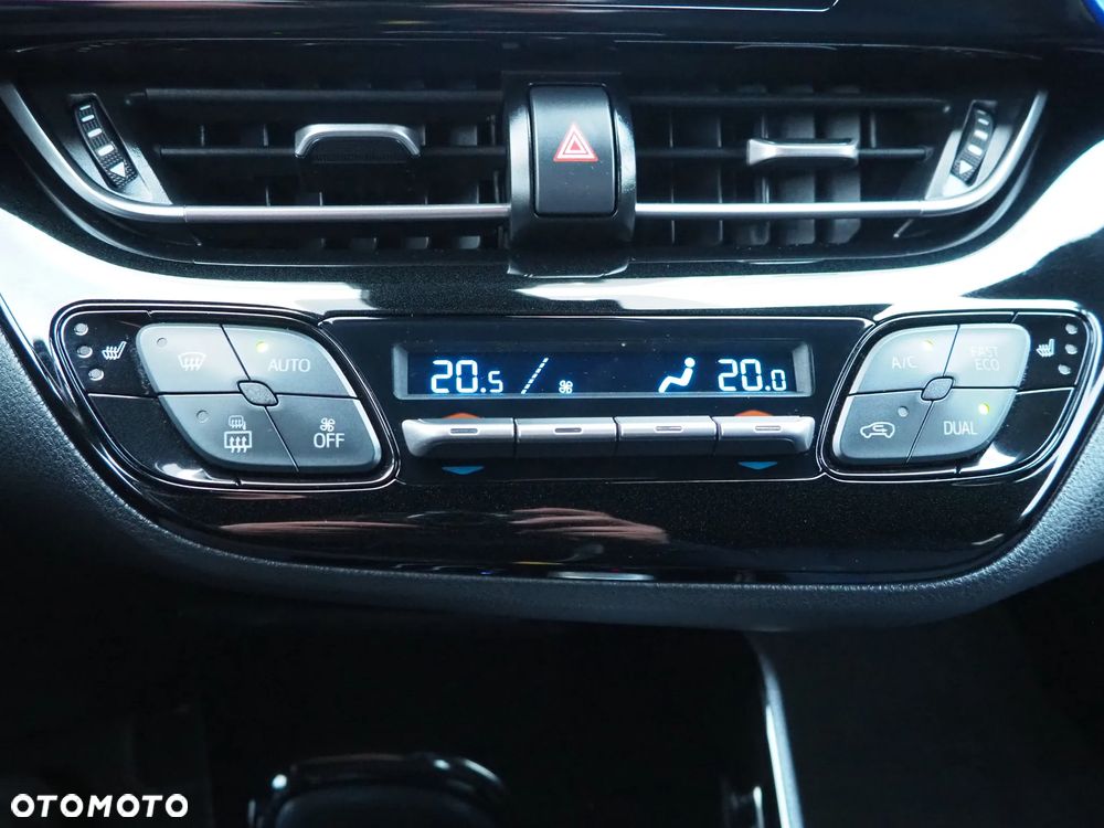 Toyota C-HR 1.2 T Premium CVT 4x4 - 39