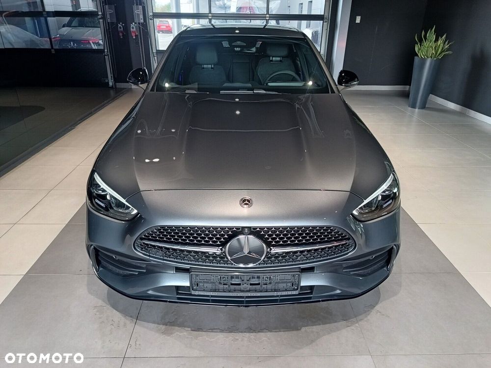 Mercedes-Benz C 180 2026 photo 3