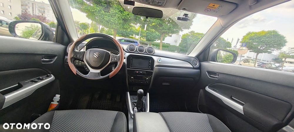 Suzuki Vitara 1.6 Comfort 4WD - 11