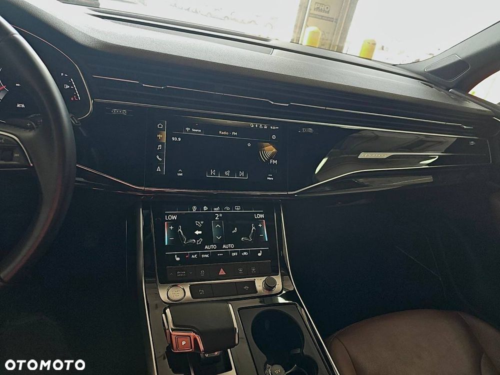 Audi Q7 - 12