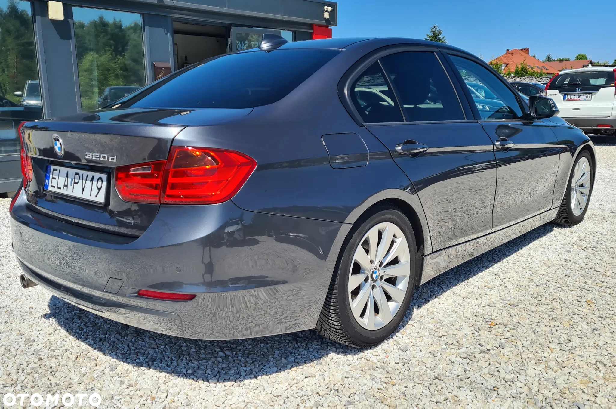 BMW Seria 3 - 17