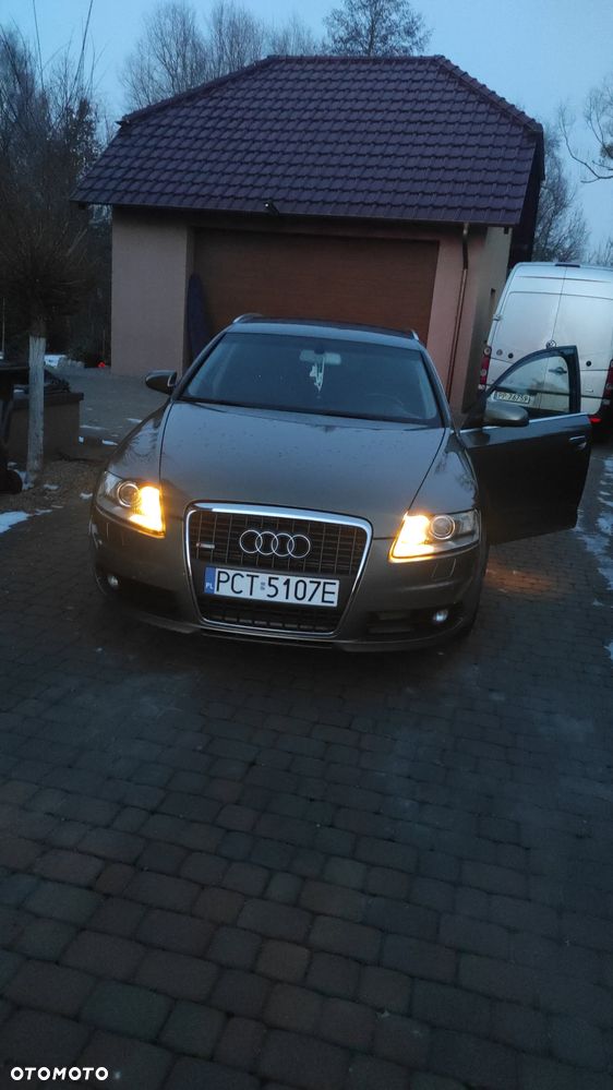Audi A6 Avant 2.0T FSI - 12
