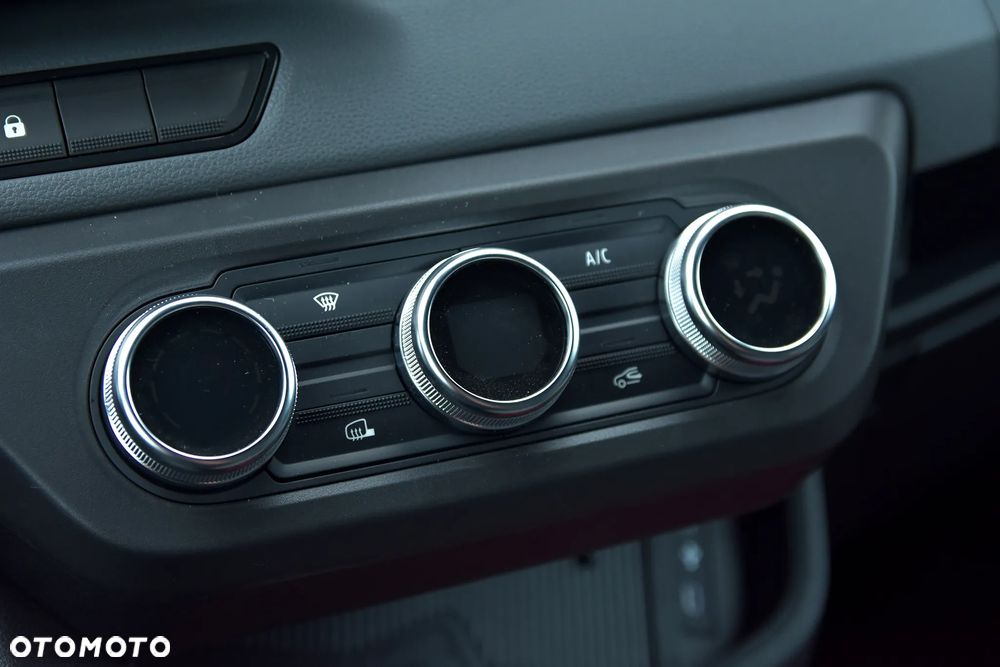 Renault Master 170KM Zabudowa 10EP 4900x2200x2300 - 19