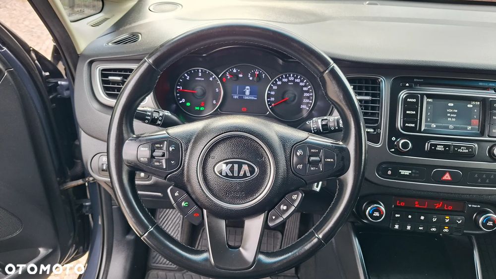 Kia Carens 1.7 CRDi Spirit - 33