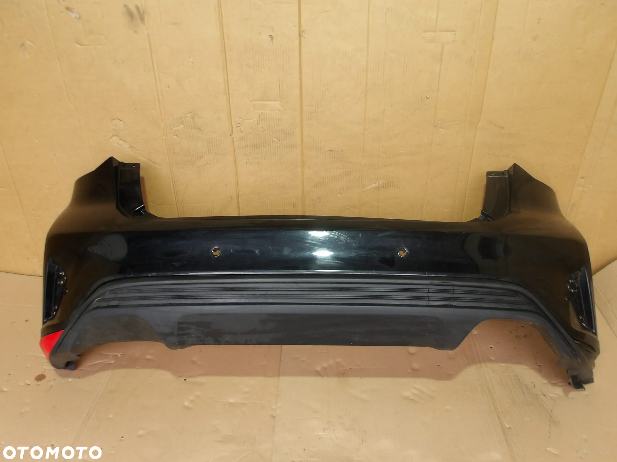 ZDERZAK TYLNY TYL FORD FOCUS MK4 HB ST 6PDC - 2