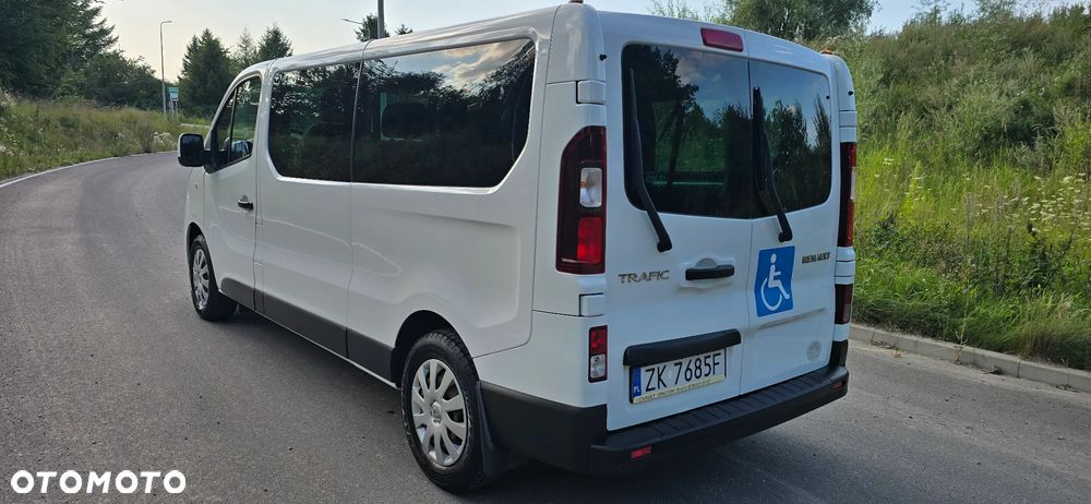 Renault Trafic - 2