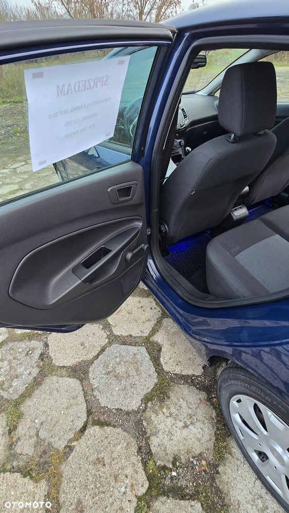 Ford Fiesta 1.5 TDCi Ambiente - 6
