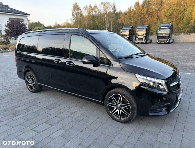 Mercedes-Benz V-Class 2023 photo 2