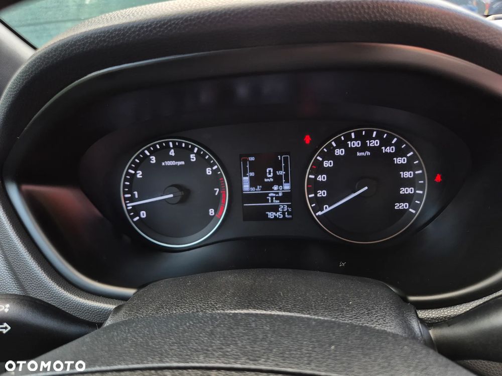 Hyundai i20 1.2 Passion - 32