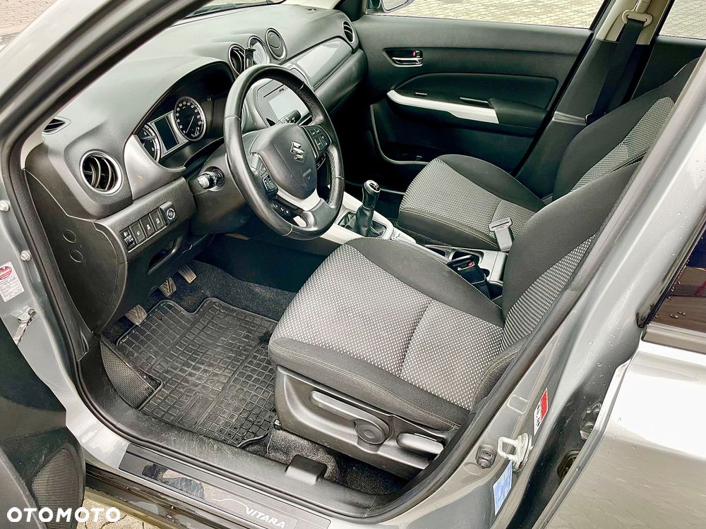 Suzuki Vitara 1.6 Elegance 2WD - 8