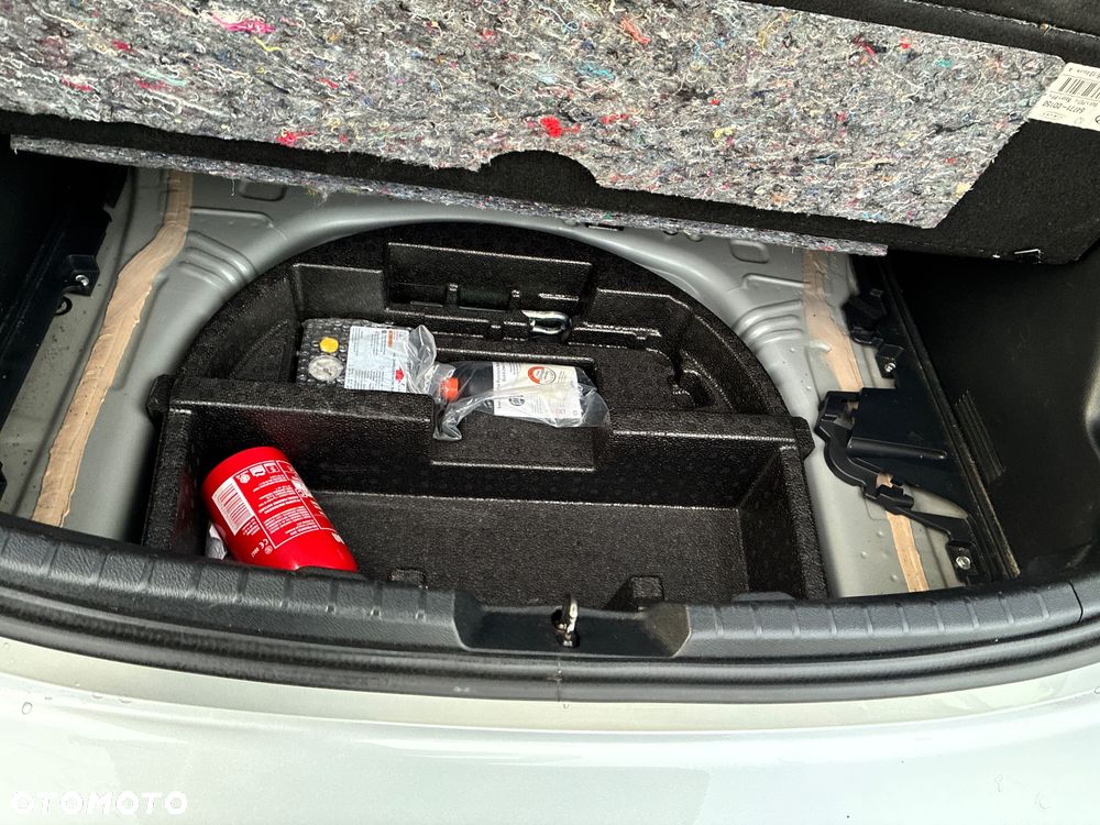 Toyota Yaris 1.33 Active - 9