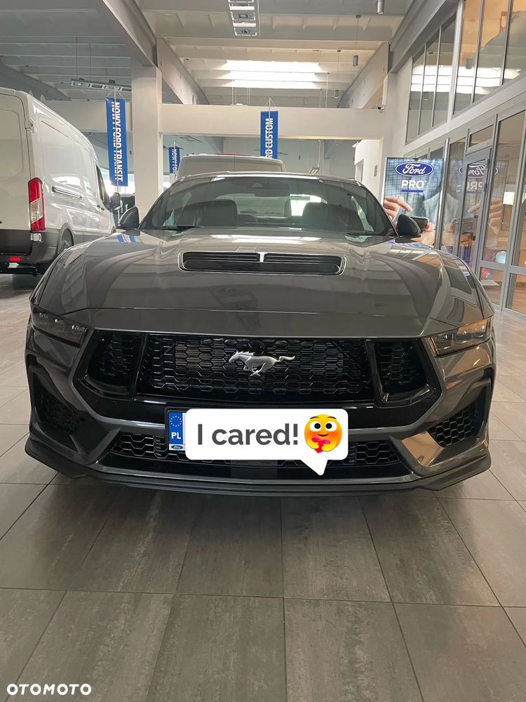 Ford Mustang - 6