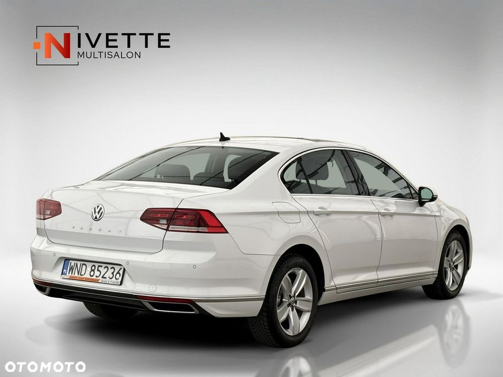 Volkswagen Passat - 6