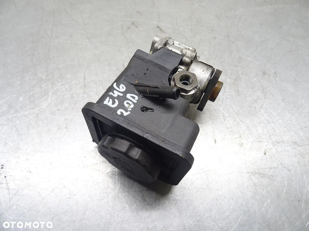 BMW E46 SEDAN 2.0D POMPA WSPOMAGANIA - 1