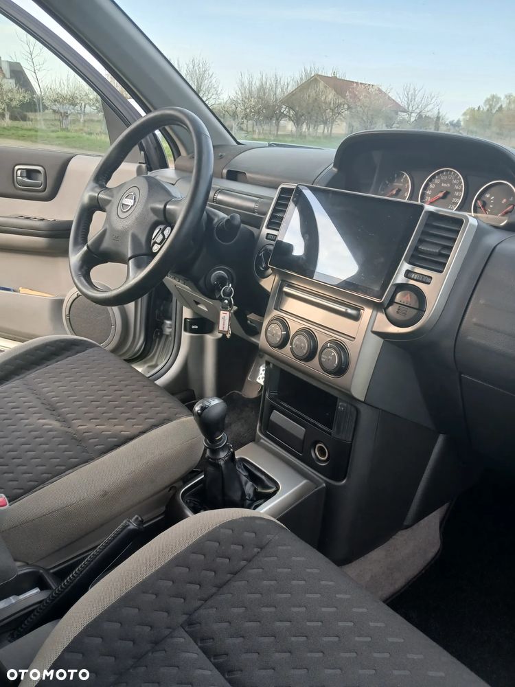 Nissan X-Trail 2.2 dCi Sport - 13