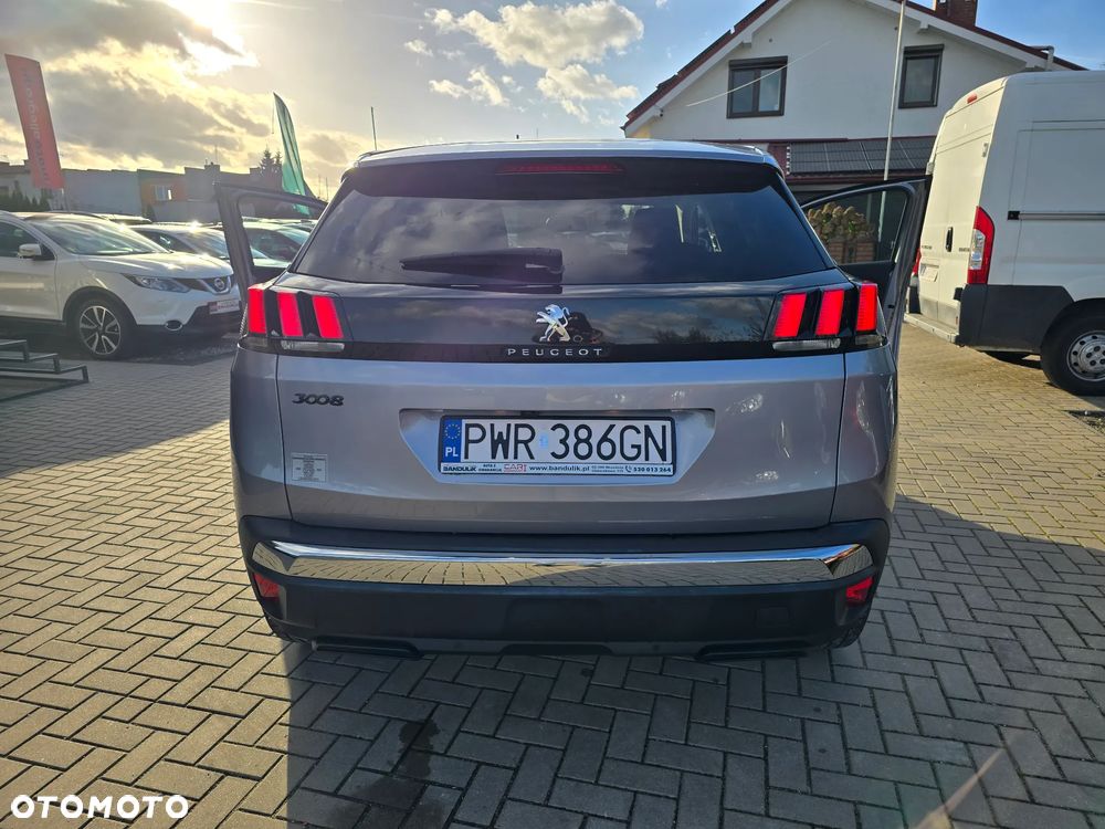 Peugeot 3008 - 23