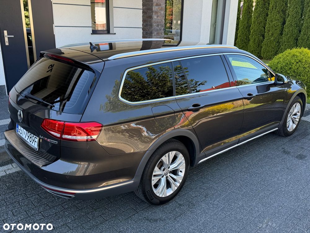 Volkswagen Passat 2.0 TDI SCR (BlueMotion Tech) 4Mot DSG Highline - 17