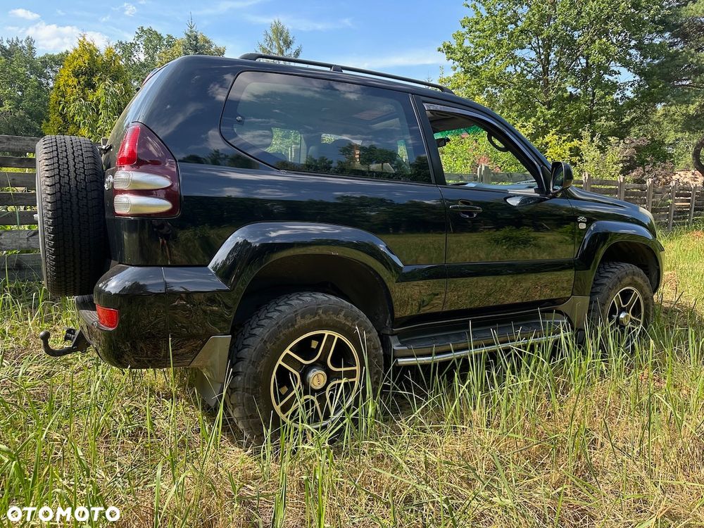 Toyota Land Cruiser - 12