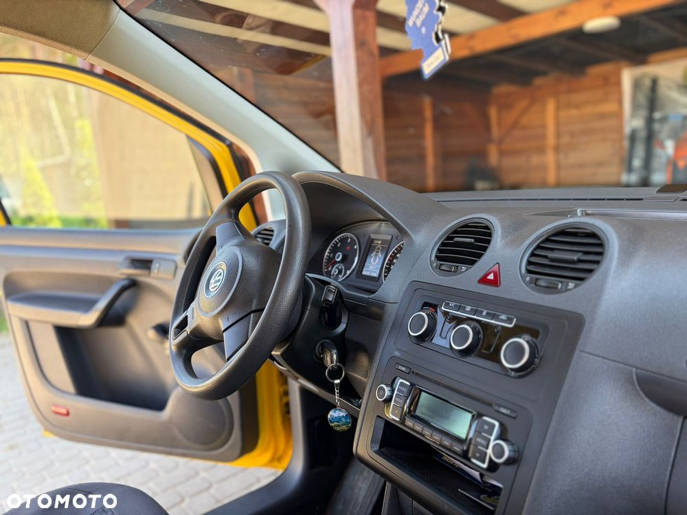 Volkswagen Caddy - 11