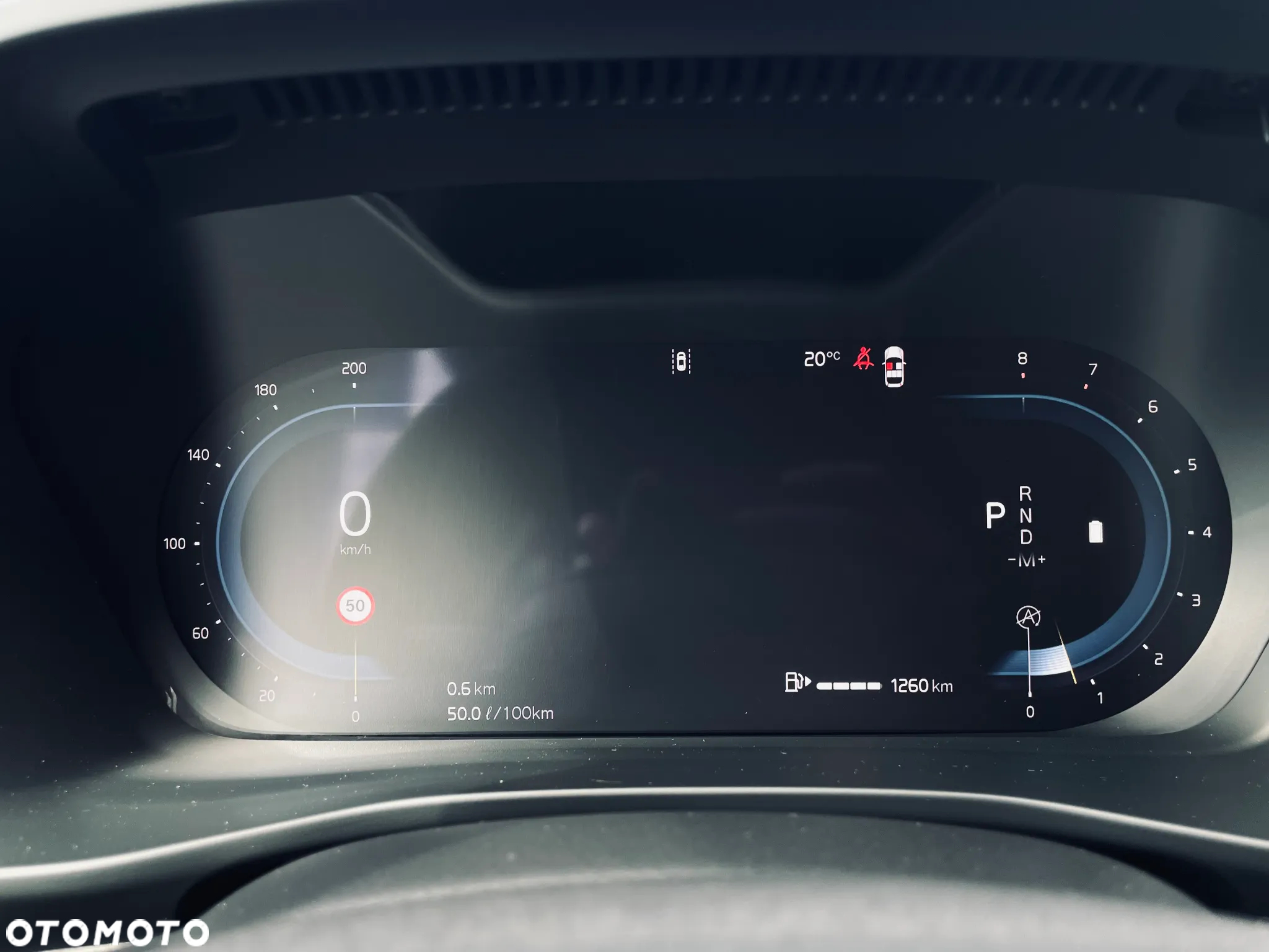 Volvo XC 40 B4 Plus Dark - 12