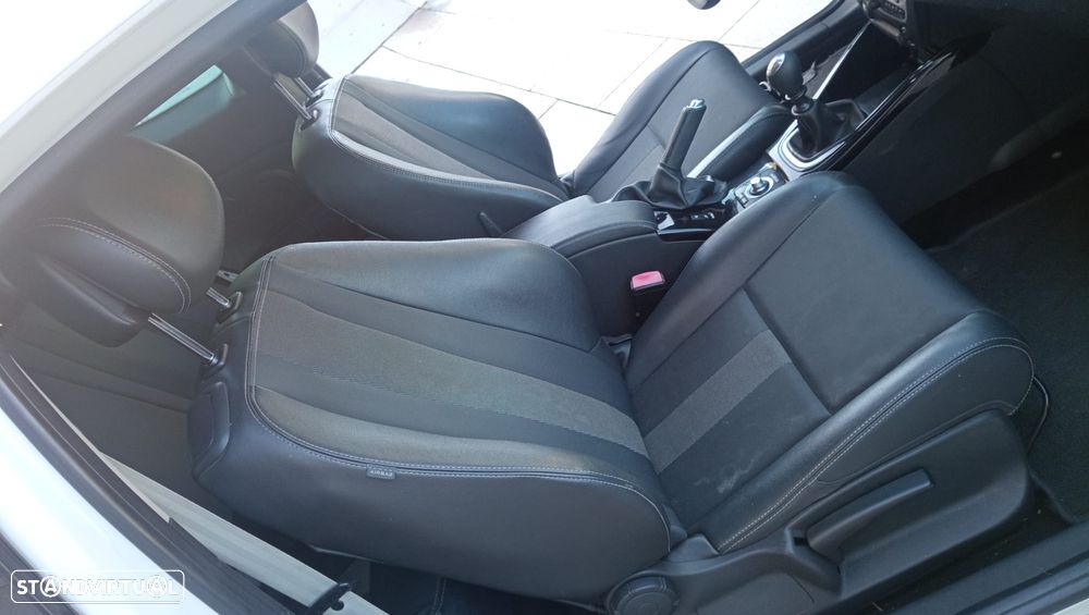 Renault Mégane Coupe 1.5 dCi Bose Edition CO2 Champion - 14