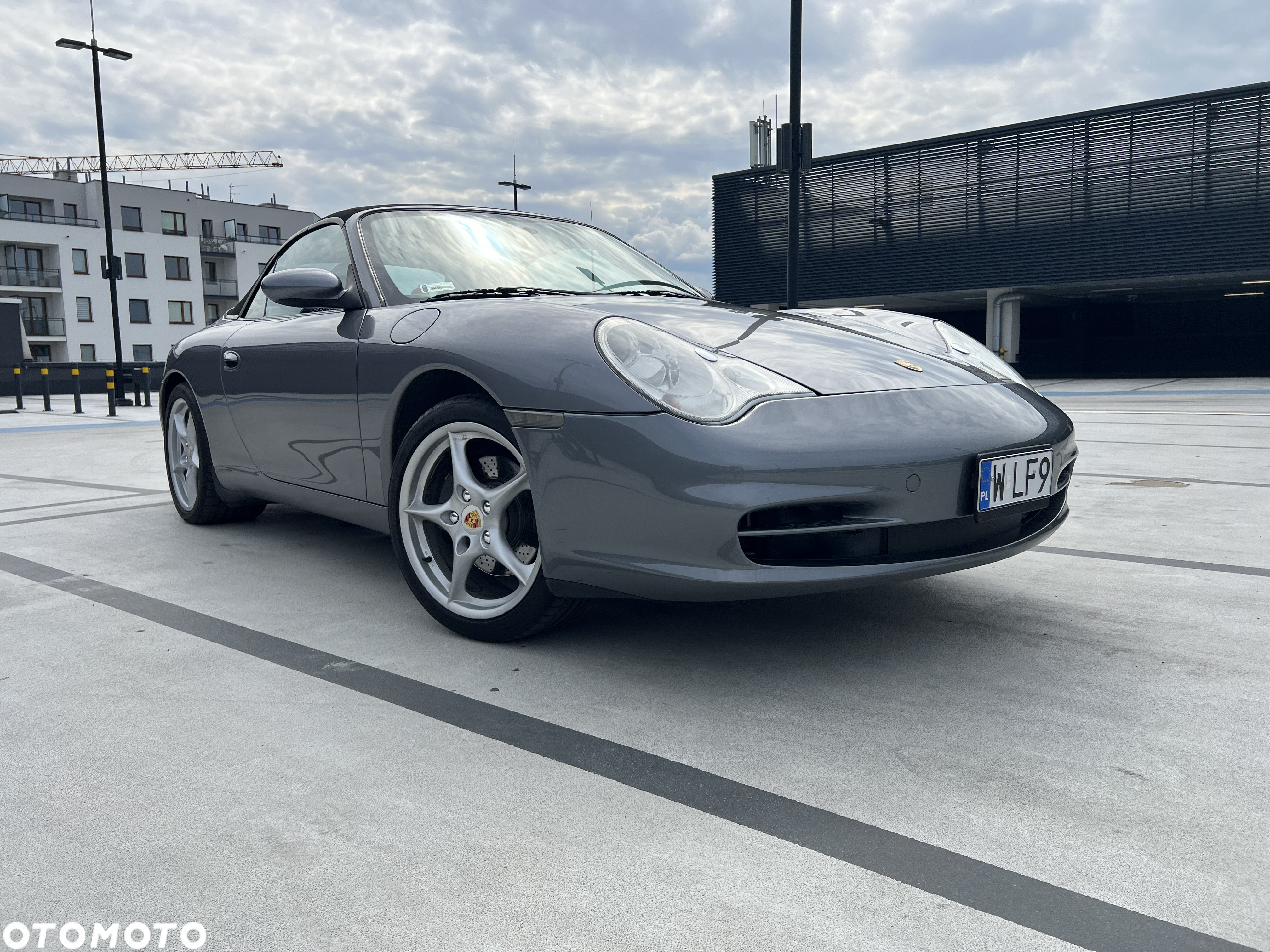 Porsche 911 Carrera - 5