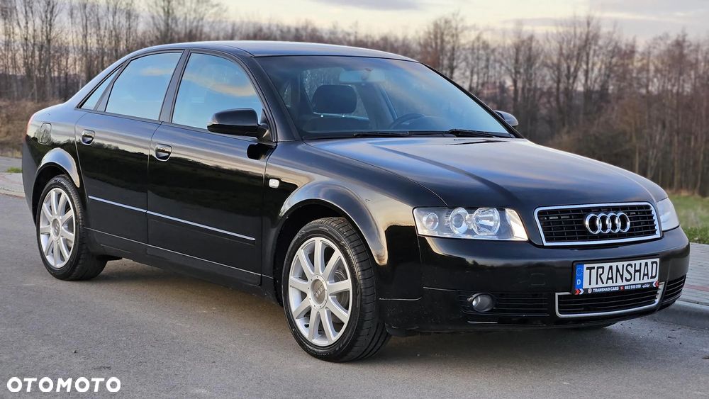 Audi A4 Limousine - 13