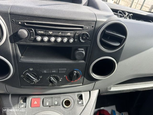 Citroën BERLINGO 3 LUGARES 100 CV - 10
