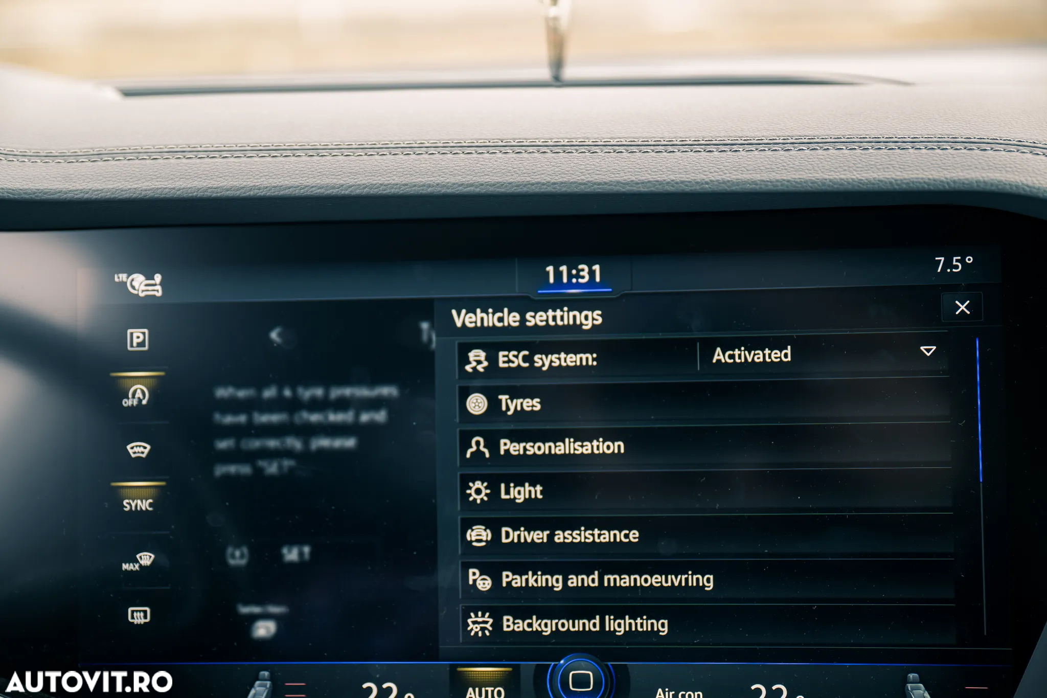 Volkswagen Touareg V6 TDI Elegance - 22