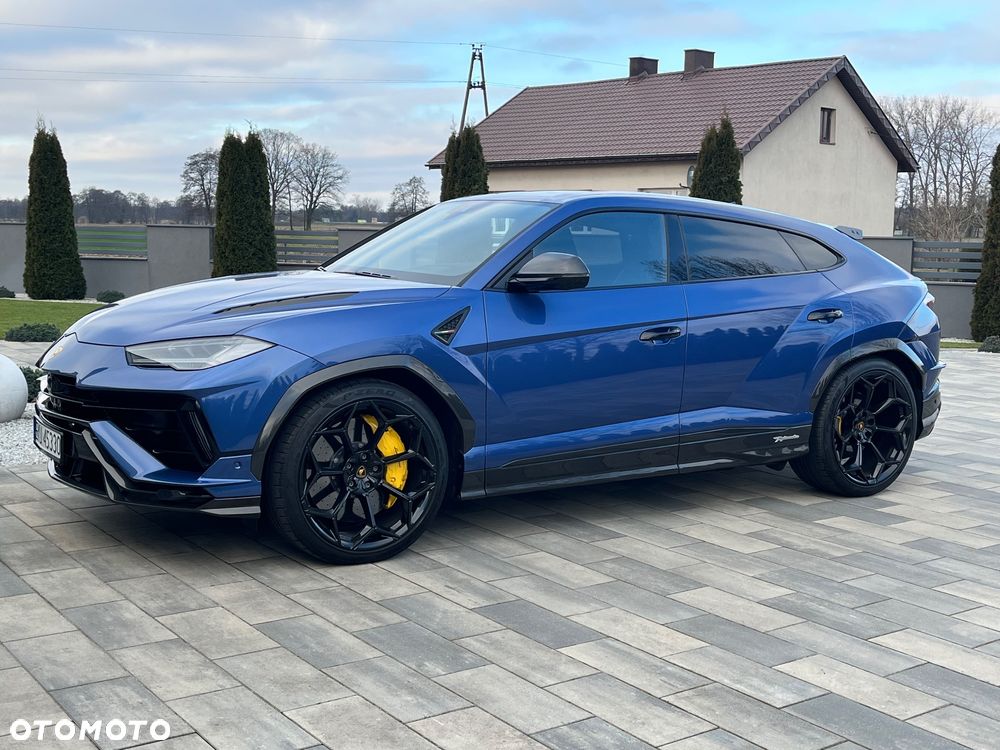 Lamborghini Urus - 21