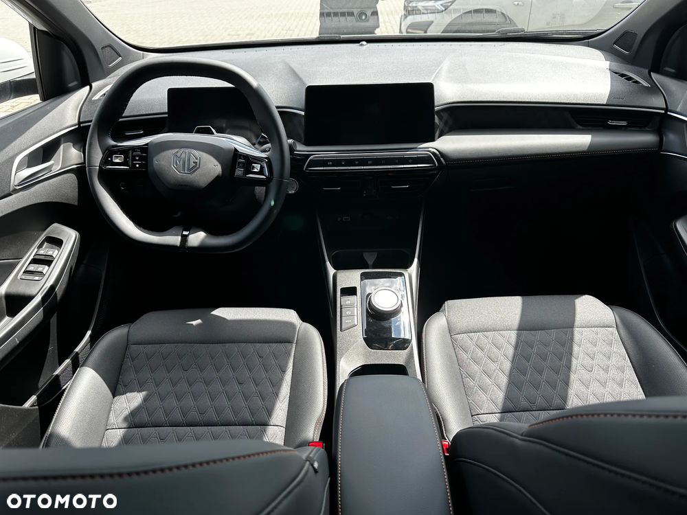 MG MG3 1.5 HEV+ Exclusive - 10