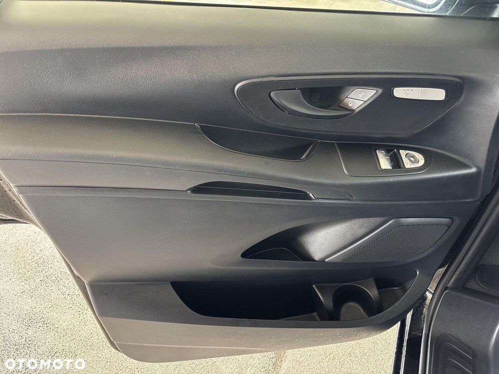 Mercedes-Benz Vito - 17