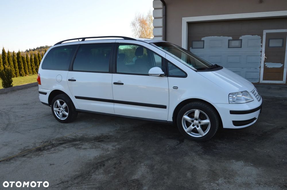 Volkswagen Sharan 1.9 TDI Trendline - 15