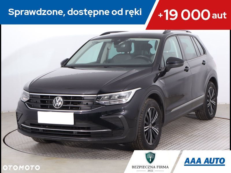 Volkswagen Tiguan - 2