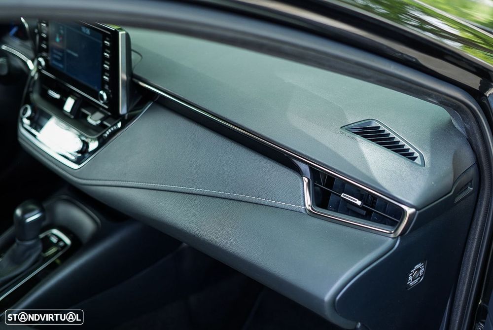 Toyota Corolla 1.8 Hybrid Comfort Plus - 20