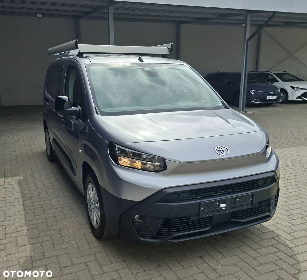 Toyota Proace City - 10