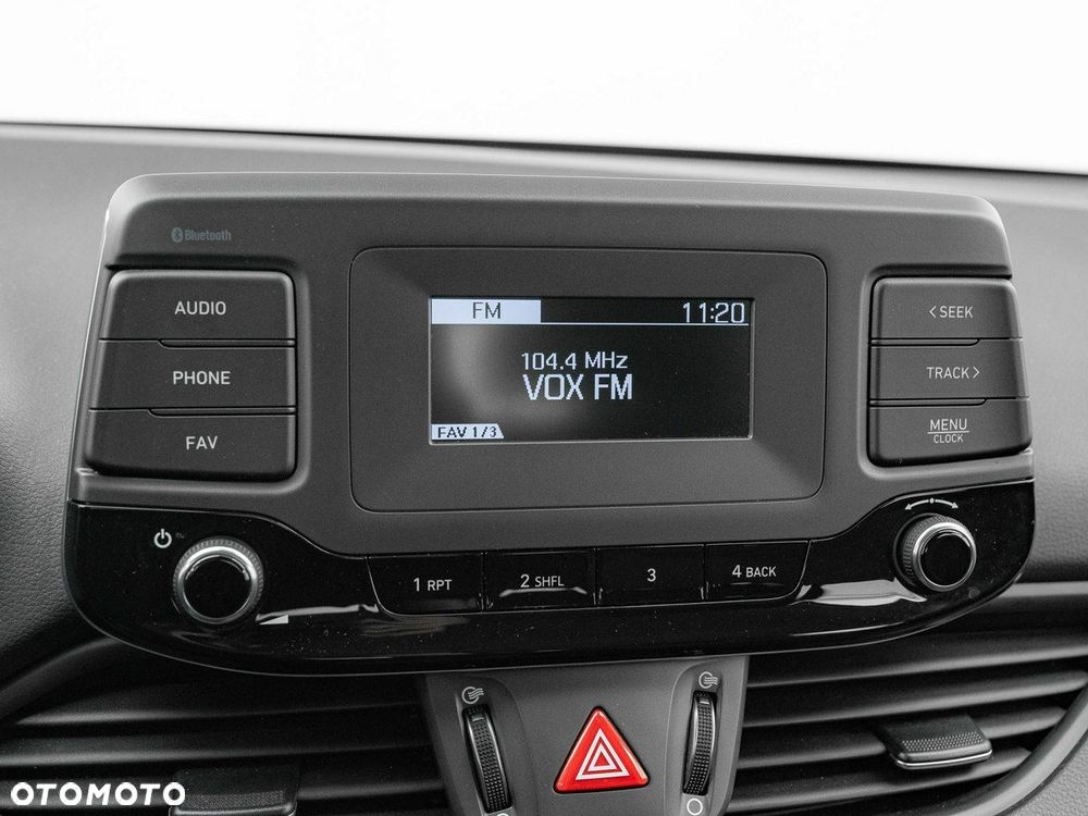 Hyundai i30 1.5 DPI Classic + - 19