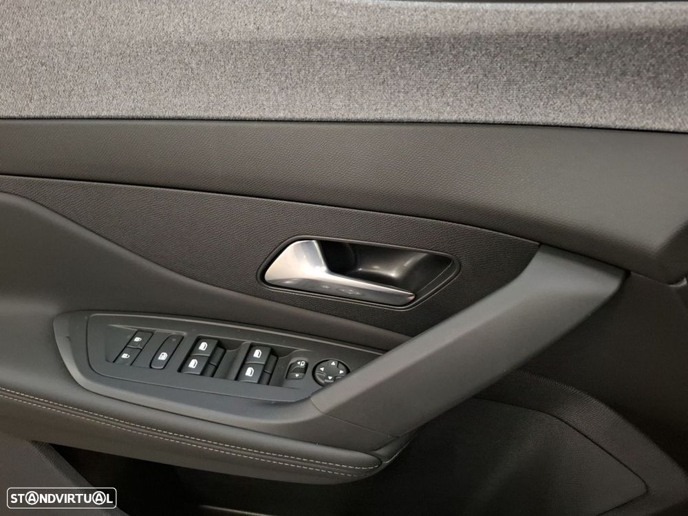 Peugeot 308 SW 1.5 BlueHDi Allure EAT8 - 23