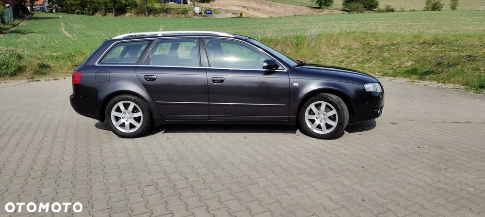 Audi A4 Avant 2.0 TDI DPF - 2