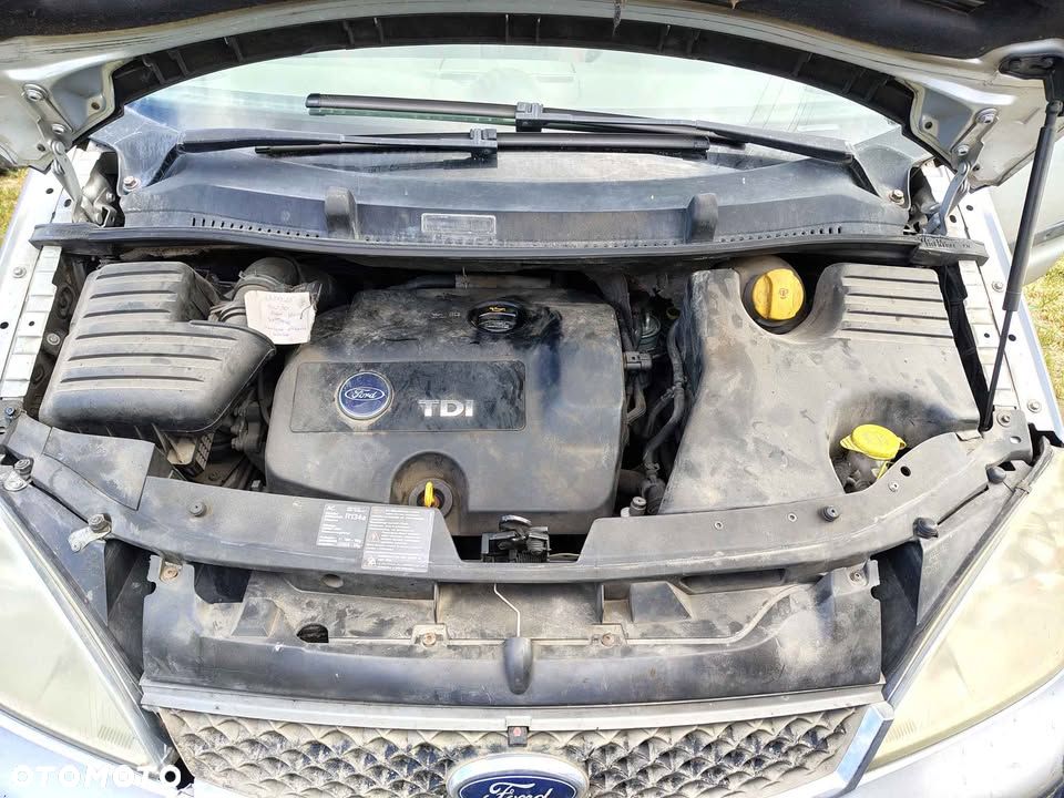 Ford Galaxy 1.9 TDI Ambiente - 4