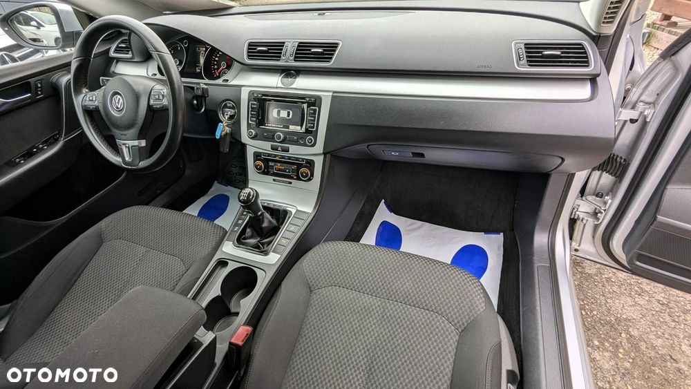 Volkswagen Passat 2011