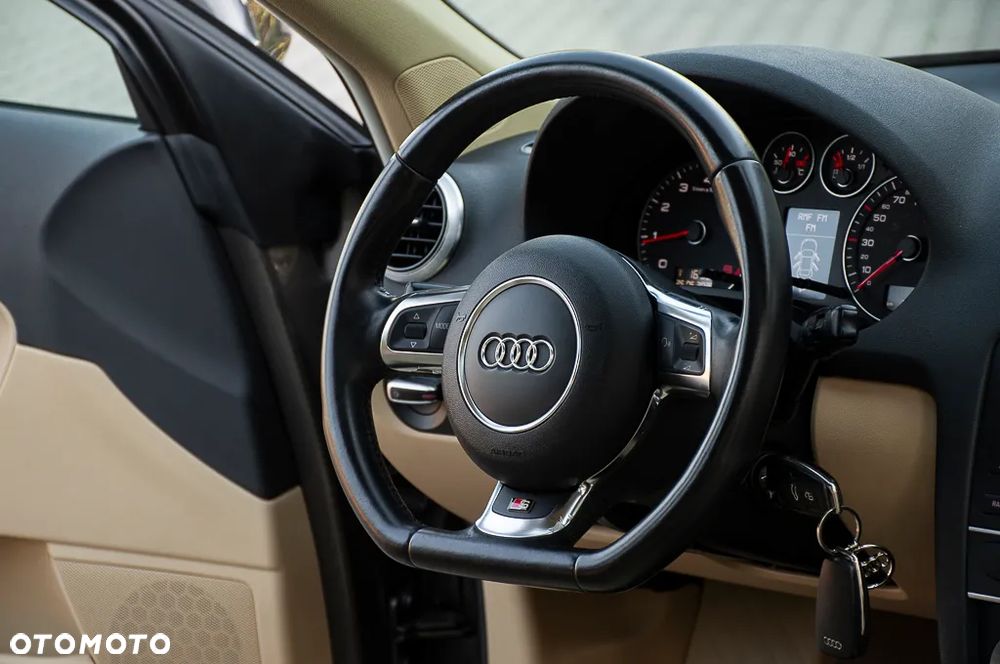 Audi A3 Sportback 1.8 TFSI S tronic Ambiente - 31