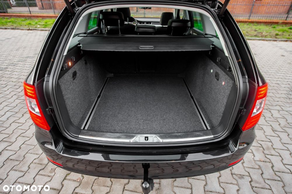 Skoda Superb 2.0 TDI Green tec 4x4 DSG L&K - 38