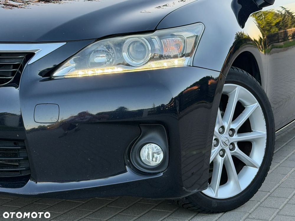 Lexus CT 200h Prestige - 25