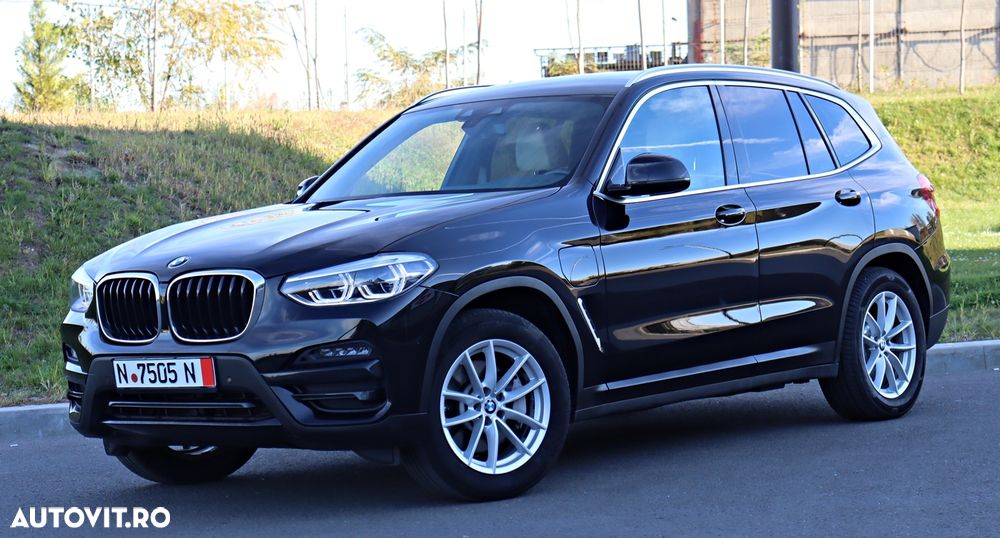 BMW X3 xDrive30e Aut. Luxury Line - 2