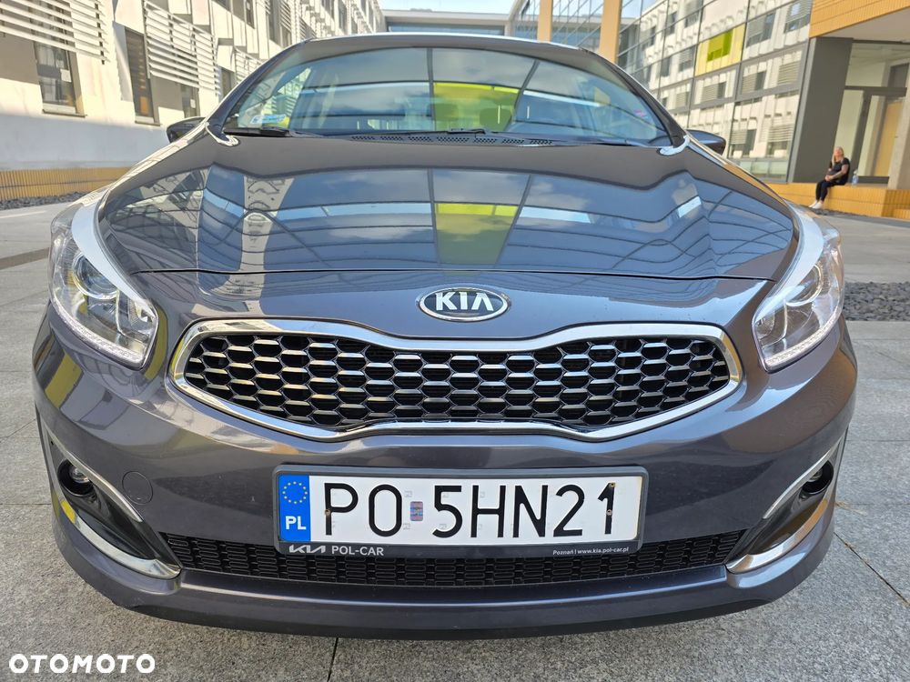 Kia Ceed 1.4 L Business Line - 2